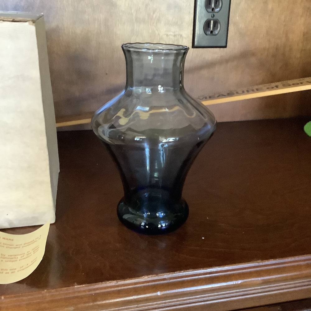 Tiara blown ware blue vase